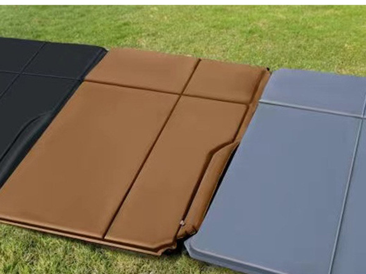 Self-inflating car travel bed color options